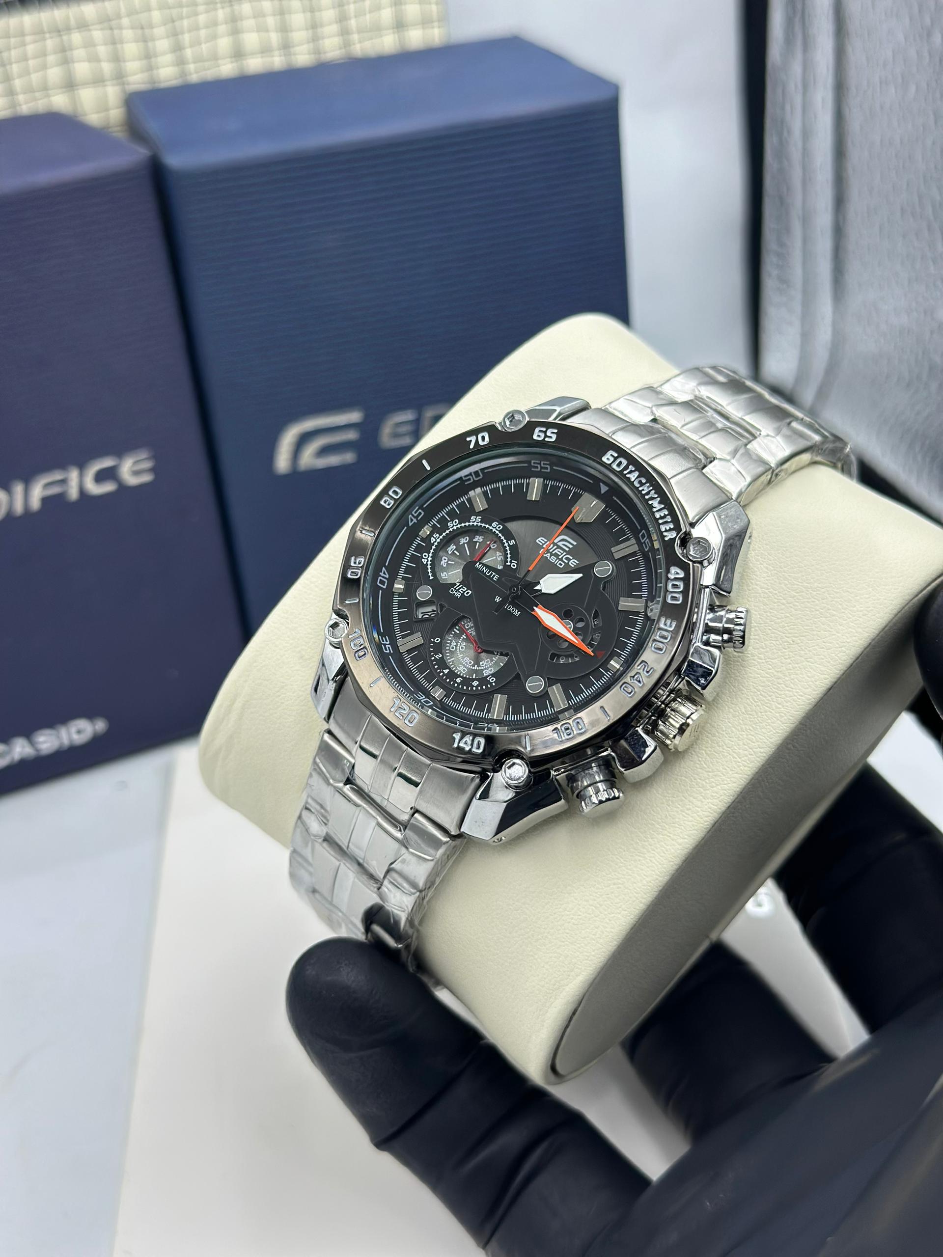Montre Édifice